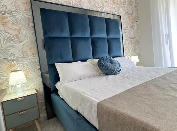 Airport Seaview Rooms